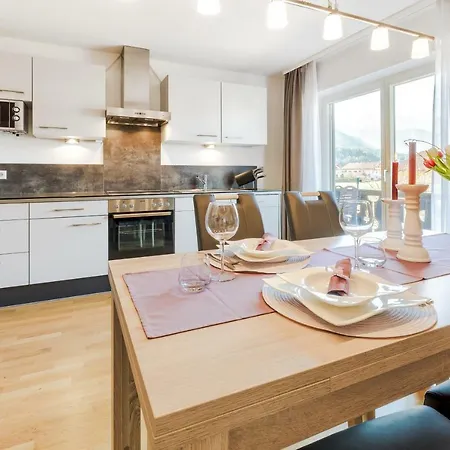 Karwendellounge Apartamento *